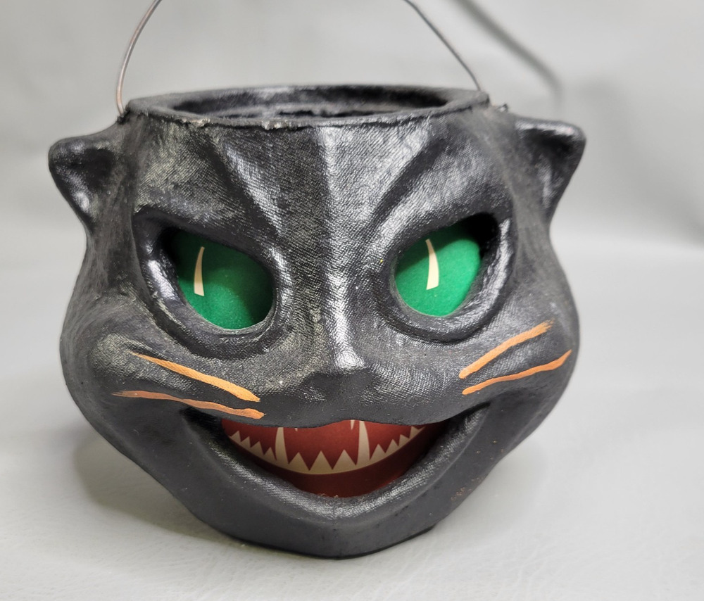 Vintage Halloween Smiling Black Cat Pulp Paper Mache Jack-O-Lantern